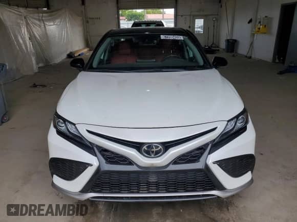 2022 Toyota Camry XSE with VIN 4T1K61BK5NU070245, listed as a Copart auction lot 67200495 with 29,157 mi miles and Clean title. Bid and sale history available at DreamBid. Image 5.