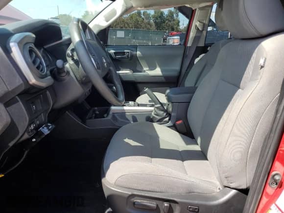 2020 Toyota Tacoma SR5 с VIN 3TMBZ5DN3LM024568, выставлен на аукционе Copart как лот 59372715 с пробегом 55 827 миль миль и На запчасти • Non repairable. История ставок и продаж доступна на DreamBid. Изображение 7.