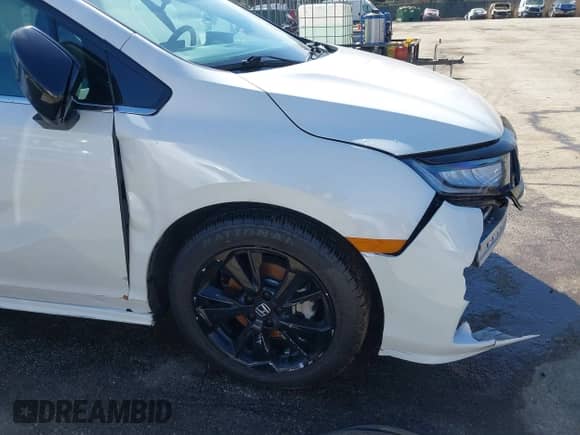 2023 Honda Odyssey Sport z VIN 5FNRL6H77PB063109, wystawiony jako IAAI lot #41760368 z przebiegiem 39 967 mil mil oraz . Historia ofert i sprzedaży dostępna na DreamBid. Obrazek 18.