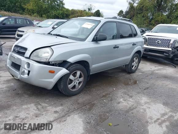 2008 Hyundai Tucson GLS z VIN KM8JM12B48U706868, wystawiony jako IAAI lot #43446970 z przebiegiem 170 659 mil mil oraz . Historia ofert i sprzedaży dostępna na DreamBid. Obrazek 2.