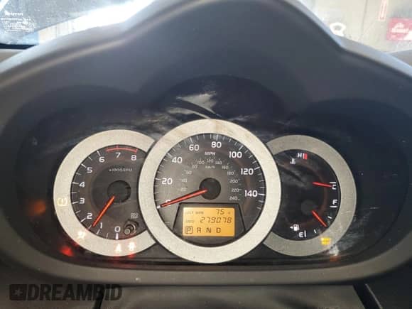 2007 Toyota RAV4 Sport with VIN JTMBK32V675040108, listed as a Copart auction lot 69805285 with 279,078 mi miles and Salvage title. Bid and sale history available at DreamBid. Image 9.