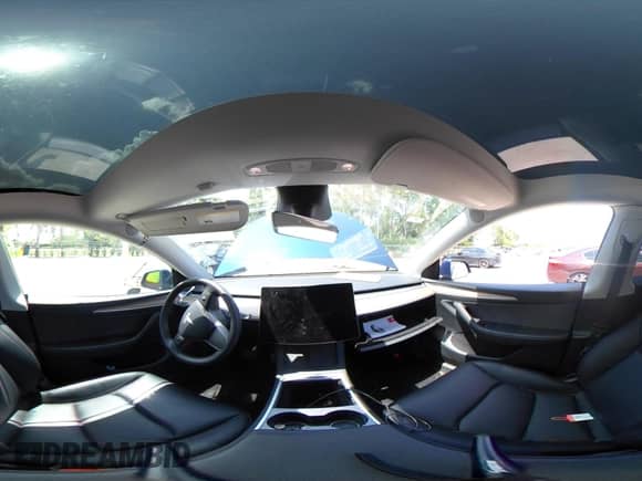 2024 Tesla Model Y с VIN 7SAYGDED4RF044747, выставлен на аукционе IAAI как лот 42377073 с пробегом 18 622 миль миль и . История ставок и продаж доступна на DreamBid. Изображение 19.