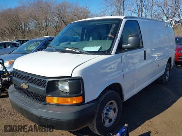2008 Chevrolet City Express Cargo с VIN 1GBGG25C581168011, выставлен на аукционе IAAI как лот 41455539 с пробегом 133 067 миль миль и . История ставок и продаж доступна на DreamBid. Изображение 2.
