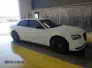 2020 Chrysler 300 Touring с VIN 2C3CCAAG5LH220678, выставлен на аукционе Copart как лот 68208695 с пробегом 139 499 миль миль и Чистый • Clean title. История ставок и продаж доступна на DreamBid. Изображение 4.