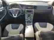 2016 Volvo S60 T5 Platinum с VIN YV4612UM9G2000798, выставлен на аукционе Copart как лот 51291625 с пробегом 79 181 миль миль и Списание • Salvage title. История ставок и продаж доступна на DreamBid. Изображение 8.