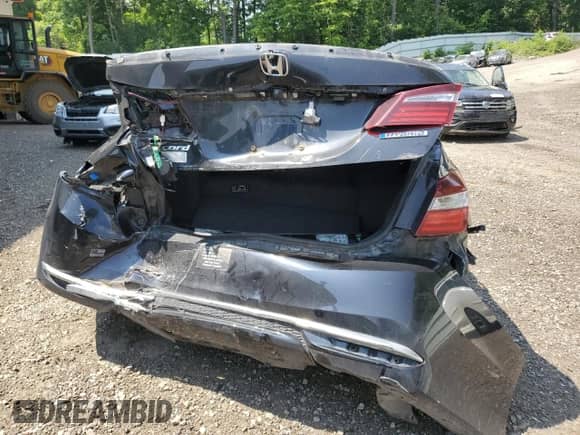 2017 Honda Accord EX-L z VIN JHMCR6F58HC009806, wystawiony jako Copart lot #64749255 z przebiegiem 136 311 mil mil oraz Szkoda całkowita • Salvage title. Historia ofert i sprzedaży dostępna na DreamBid. Obrazek 6.