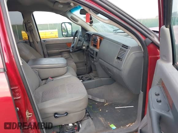 2006 Dodge 2500 SLT with VIN 3D7KS29C86G155174, listed as a IAAI auction lot 43147560 with 201,574 mi miles and . Bid and sale history available at DreamBid. Image 5.
