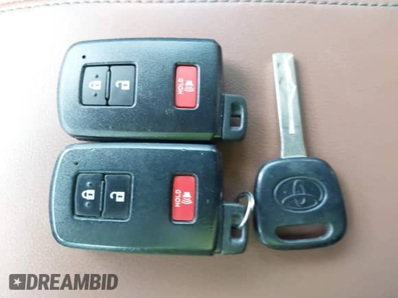 2021 Toyota Tacoma SR5 with VIN 3TMAZ5CN7MM146297, listed as a IAAI auction lot 43348248 with 46,809 mi miles and . Bid and sale history available at DreamBid. Image 11.