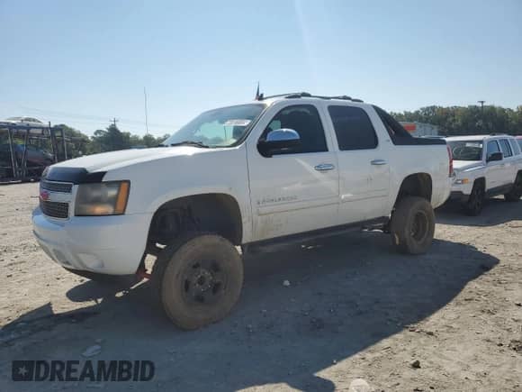 2007 Chevrolet Avalanche LTZ z VIN 3GNEC12Y47G276975, wystawiony jako Copart lot #72316894 z przebiegiem 193 373 mil mil oraz Szkoda całkowita • Salvage title. Historia ofert i sprzedaży dostępna na DreamBid. Obrazek 1.