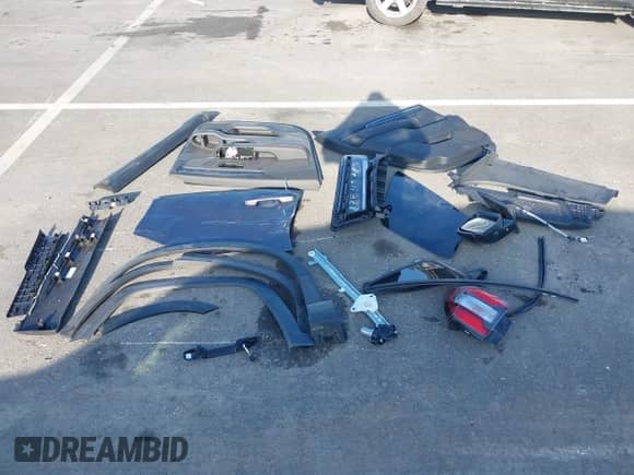 2025 Honda Pilot Black Edition с VIN 5FNYG1H97SB103086, выставлен на аукционе IAAI как лот 42401811 с пробегом 2 522 миль миль и . История ставок и продаж доступна на DreamBid. Изображение 12.