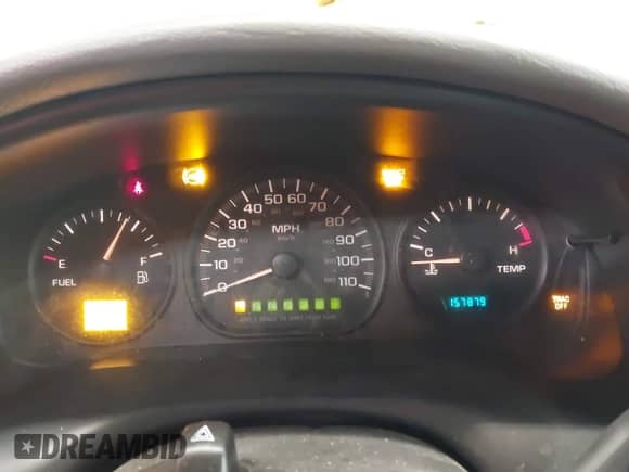 2004 Chevrolet Venture LT с VIN 1GNDX13E04D252704, выставлен на аукционе IAAI как лот 40924711 с пробегом 157 879 миль миль и . История ставок и продаж доступна на DreamBid. Изображение 7.