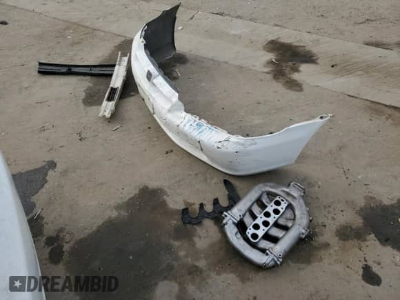 1999 Honda Accord LX with VIN 1HGCG1648XA028305, listed as a Copart auction lot 87960635 with 448,507 mi miles and Salvage title. Bid and sale history available at DreamBid. Image 14.