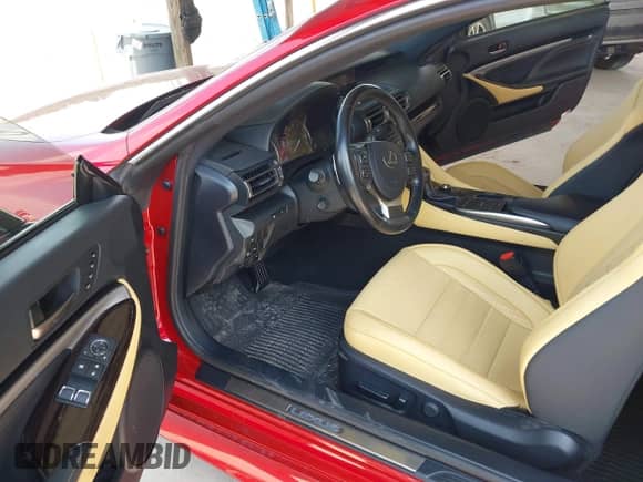 2021 Lexus RC 350 z VIN JTHDZ5BC6M5024113, wystawiony jako IAAI lot #43048985 z przebiegiem 26 015 mil mil oraz . Historia ofert i sprzedaży dostępna na DreamBid. Obrazek 5.