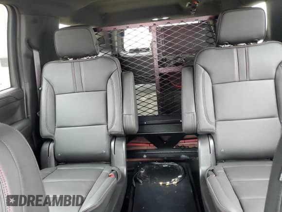 2023 Chevrolet Suburban RST с VIN 1GNSKEKL6PR554650, выставлен на аукционе Copart как лот 69655885 с пробегом 31 369 миль миль и Списание • Salvage title. История ставок и продаж доступна на DreamBid. Изображение 10.