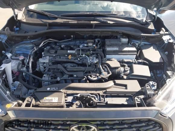 2024 Toyota Corolla Cross L z VIN 7MUAAABG9RV115553, wystawiony jako IAAI lot #43268741 z przebiegiem 24 682 mil mil oraz . Historia ofert i sprzedaży dostępna na DreamBid. Obrazek 10.