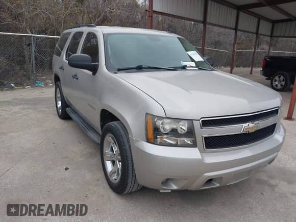 2009 Chevrolet Tahoe LS с VIN 1GNFC13C39R285063, выставлен на аукционе IAAI как лот 41367429 с пробегом 193 969 миль миль и . История ставок и продаж доступна на DreamBid. Изображение 1.