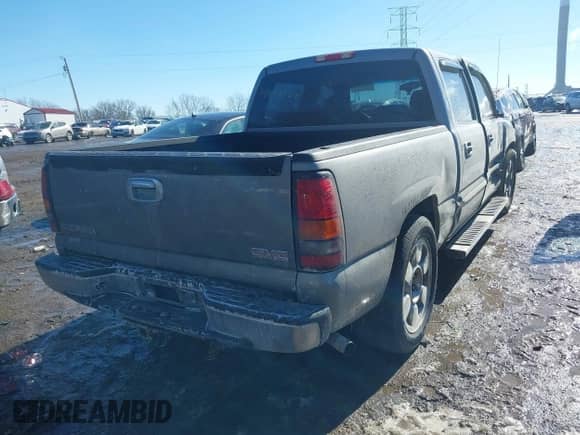 2007 GMC Sierra 1500 SL с VIN 2GTEC13V471174033, выставлен на аукционе IAAI как лот 41643437 с пробегом 188 532 миль миль и . История ставок и продаж доступна на DreamBid. Изображение 4.