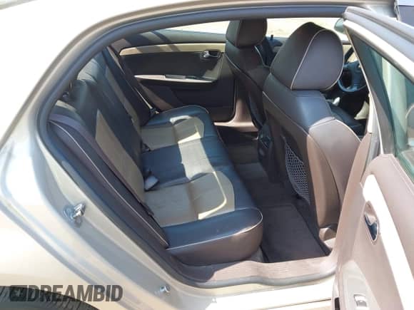 2012 Chevrolet Malibu LTZ 1LZ z VIN 1G1ZE5E01CF202886, wystawiony jako IAAI lot #42657088 z przebiegiem 143 413 mil mil oraz . Historia ofert i sprzedaży dostępna na DreamBid. Obrazek 8.