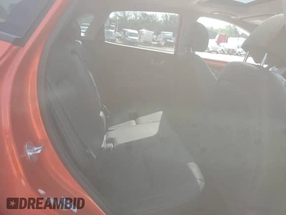 2019 Hyundai Kona Limited с VIN KM8K33A52KU374029, выставлен на аукционе Copart как лот 68173085 с пробегом 15 438 миль миль и Списание • Salvage title. История ставок и продаж доступна на DreamBid. Изображение 10.