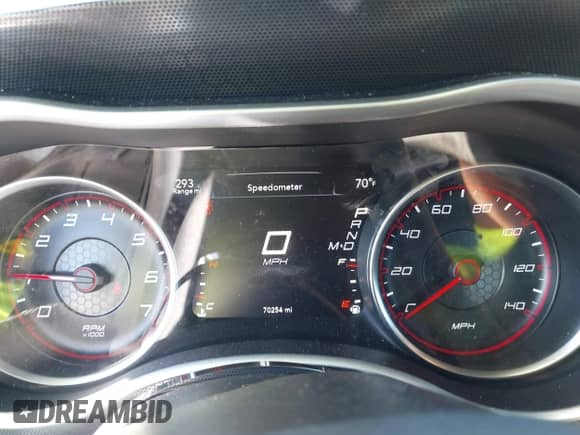 2015 Dodge Charger SXT with VIN 2C3CDXJG5FH884466, listed as a IAAI auction lot 43333043 with 70,254 mi miles and . Bid and sale history available at DreamBid. Image 7.