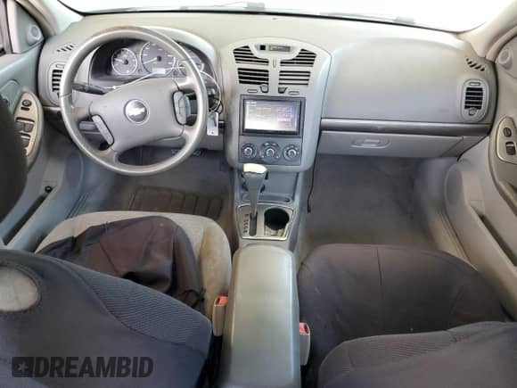 2007 Chevrolet Malibu 1LT z VIN 1G1ZT58F67F118610, wystawiony jako Copart lot #69916055 z przebiegiem 171 698 mil mil oraz Szkoda całkowita • Salvage title. Historia ofert i sprzedaży dostępna na DreamBid. Obrazek 8.