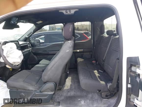 2021 Ford F-150 XL с VIN 1FTEX1CP9MFB10161, выставлен на аукционе IAAI как лот 41634829 с пробегом 66 675 миль миль и . История ставок и продаж доступна на DreamBid. Изображение 8.