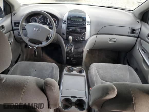 2007 Toyota Sienna CE with VIN 5TDZK23C67S004869, listed as a Copart auction lot 85945415 with 173,182 mi miles and Salvage title. Bid and sale history available at DreamBid. Image 8.