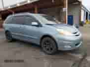 2006 Toyota Sienna XLE with VIN 5TDBA22C26S058027, listed as a Copart auction lot 70231245 with 218,809 mi miles and Non repairable. Bid and sale history available at DreamBid. Image 4.