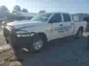 2019 Ram 1500 Tradesman z VIN 1C6RR7STXKS717064, wystawiony jako Copart lot #56217695 z przebiegiem 130 720 mil mil oraz Szkoda całkowita • Salvage title. Historia ofert i sprzedaży dostępna na DreamBid. Obrazek 1.