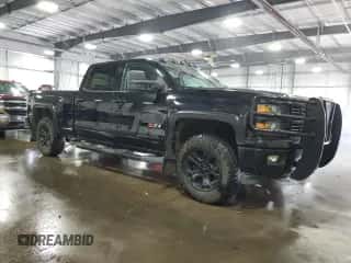2015 Chevrolet Silverado 1500 LTZ z VIN 3GCUKSEC4FG408239, wystawiony jako Copart lot #81614235 z przebiegiem 174 511 mil mil oraz Szkoda całkowita • Salvage title. Historia ofert i sprzedaży dostępna na DreamBid. Obrazek 4.