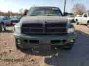 2001 Dodge 1500 z VIN 1B7HF13Z31J268988, wystawiony jako Copart lot #76898534 z przebiegiem 282 915 mil mil oraz Szkoda całkowita • Salvage title. Historia ofert i sprzedaży dostępna na DreamBid. Obrazek 5.