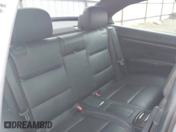 2013 BMW 3 Series 328i с VIN WBADW7C56DE733384, выставлен на аукционе IAAI как лот 43356387 с пробегом 96 787 миль миль и . История ставок и продаж доступна на DreamBid. Изображение 8.