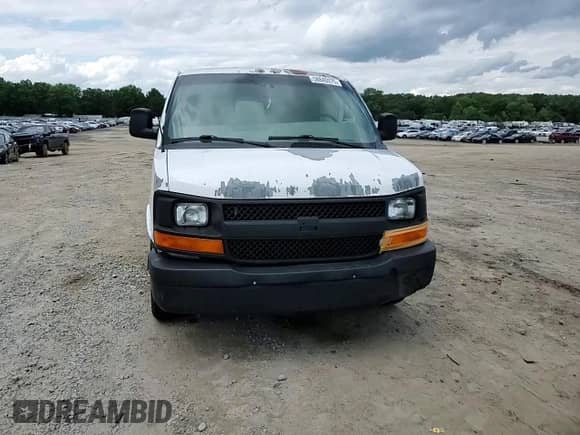 2012 Chevrolet Express Cargo с VIN 1GCSGAFX4C1108487, выставлен на аукционе Copart как лот 58849375 с пробегом 389 312 миль миль и Списание • Salvage title. История ставок и продаж доступна на DreamBid. Изображение 14.