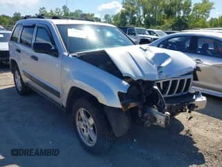 2005 Jeep Grand Cherokee Laredo с VIN 1J4GR48K55C588303, выставлен на аукционе IAAI как лот 43109068 с пробегом 236 662 миль миль и . История ставок и продаж доступна на DreamBid. Изображение 1.