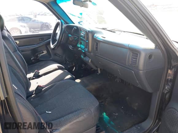 2000 Chevrolet Silverado 1500 LS with VIN 1GCEC14WXYZ169662, listed as a IAAI auction lot 42315414 with 165,687 mi miles and . Bid and sale history available at DreamBid. Image 5.