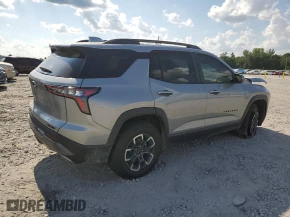 2025 Chevrolet Equinox FWD ACTIV z VIN 3GNAXKEG5SL185287, wystawiony jako Copart lot #66113715 z przebiegiem 13 256 mil mil oraz Szkoda całkowita • Salvage title. Historia ofert i sprzedaży dostępna na DreamBid. Obrazek 3.