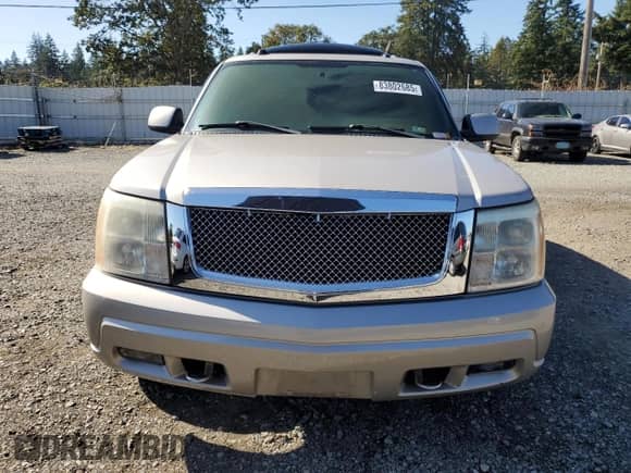 2004 Cadillac Escalade with VIN 1GYEC63T14R293375, listed as a Copart auction lot 83802685 with Not provided miles and Salvage title. Bid and sale history available at DreamBid. Image 5.