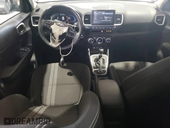 2024 Hyundai Venue SEL с VIN KMHRC8A30RU330390, выставлен на аукционе Copart как лот 71458695 с пробегом 15 028 миль миль и Списание • Salvage title. История ставок и продаж доступна на DreamBid. Изображение 8.