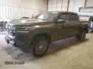 2023 Chevrolet Colorado 2WD LT z VIN 1GCPSCEK6P1267250, wystawiony jako Copart lot #47310055 z przebiegiem Nie podano mil oraz Szkoda całkowita • Salvage title. Historia ofert i sprzedaży dostępna na DreamBid. Obrazek 1.