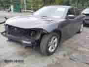 2019 Dodge Charger SXT z VIN 2C3CDXBG2KH680703, wystawiony jako IAAI lot #43356501 z przebiegiem 95 830 mil mil oraz . Historia ofert i sprzedaży dostępna na DreamBid. Obrazek 2.