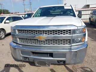 2019 Chevrolet Silverado 2500HD Work Truck с VIN 2GB2CREG3K1141148, выставлен на аукционе IAAI как лот 43538668 с пробегом 160 457 миль миль и . История ставок и продаж доступна на DreamBid. Изображение 6.