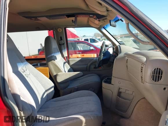 1999 Chevrolet Astro с VIN 1GNEL19W6XB104010, выставлен на аукционе IAAI как лот 41403240 с пробегом 96 904 миль миль и . История ставок и продаж доступна на DreamBid. Изображение 5.