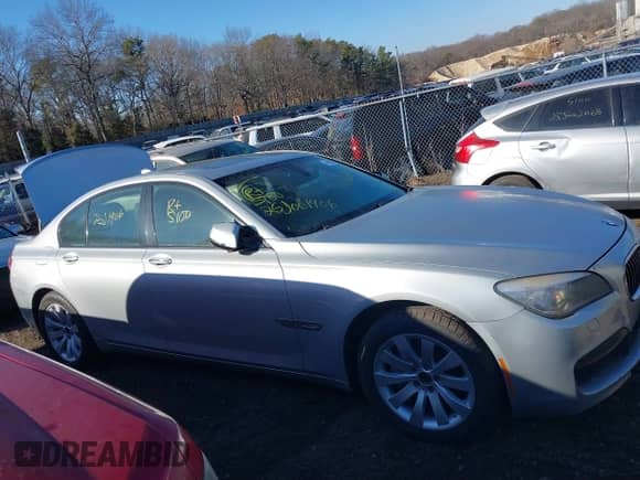 2014 BMW 7 Series 740i с VIN WBAYA6C54ED144450, выставлен на аукционе IAAI как лот 41680060 с пробегом Не указан миль и . История ставок и продаж доступна на DreamBid. Изображение 12.