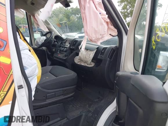 2017 Ram ProMaster Cargo with VIN 3C6TRVDGXHE547455, listed as a IAAI auction lot 42949858 with 156,431 mi miles and . Bid and sale history available at DreamBid. Image 5.