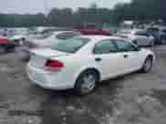 2004 Dodge Stratus SE with VIN 1B3EL36X04N138425, listed as a IAAI auction lot 37327719 with Not provided miles and . Bid and sale history available at DreamBid. Image 4.