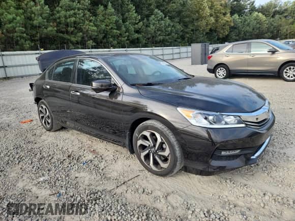 2016 Honda Accord EX-L with VIN 1HGCR2F81GA140382, listed as a Copart auction lot 82342325 with 90,016 mi miles and Salvage title. Bid and sale history available at DreamBid. Image 4.