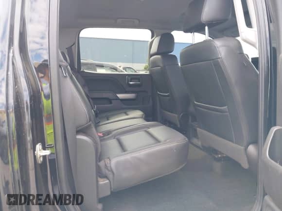 2018 Chevrolet Silverado 1500 LT with VIN 3GCUKRECXJG264567, listed as a IAAI auction lot 43422265 with 83,551 mi miles and . Bid and sale history available at DreamBid. Image 8.