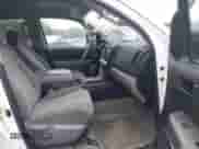 2011 Toyota Tundra с VIN 5TFUY5F18BX180586, выставлен на аукционе IAAI как лот 42495251 с пробегом 102 463 миль миль и . История ставок и продаж доступна на DreamBid. Изображение 5.