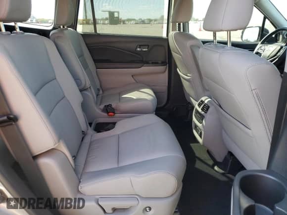 2022 Honda Pilot Touring 7-Passenger with VIN 5FNYF5H6XNB017260, listed as a Copart auction lot 70459955 with 47,527 mi miles and Salvage title. Bid and sale history available at DreamBid. Image 11.