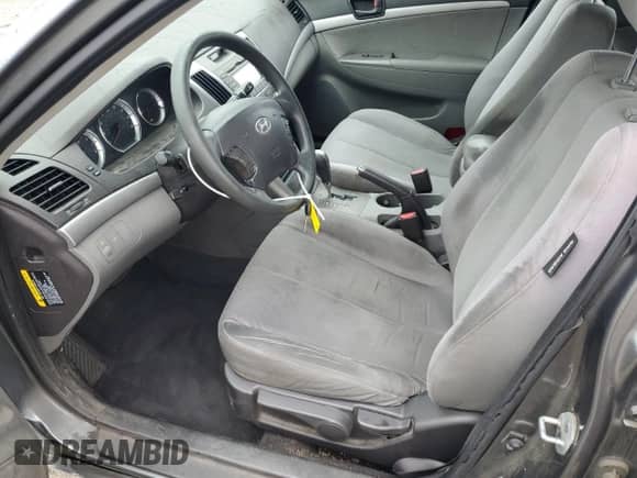 2009 Hyundai Sonata GLS с VIN 5NPET46C29H429369, выставлен на аукционе Copart как лот 82003165 с пробегом 129 890 миль миль и Списание • Salvage title. История ставок и продаж доступна на DreamBid. Изображение 7.